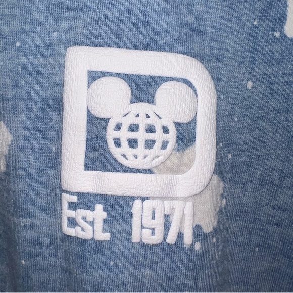 Disney Parks Blue Bleach Splatter Spirit Jersey – Size XS - Picture 8 of 9